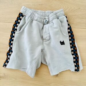 Munster Light Gray Shorts with Checkered Sides